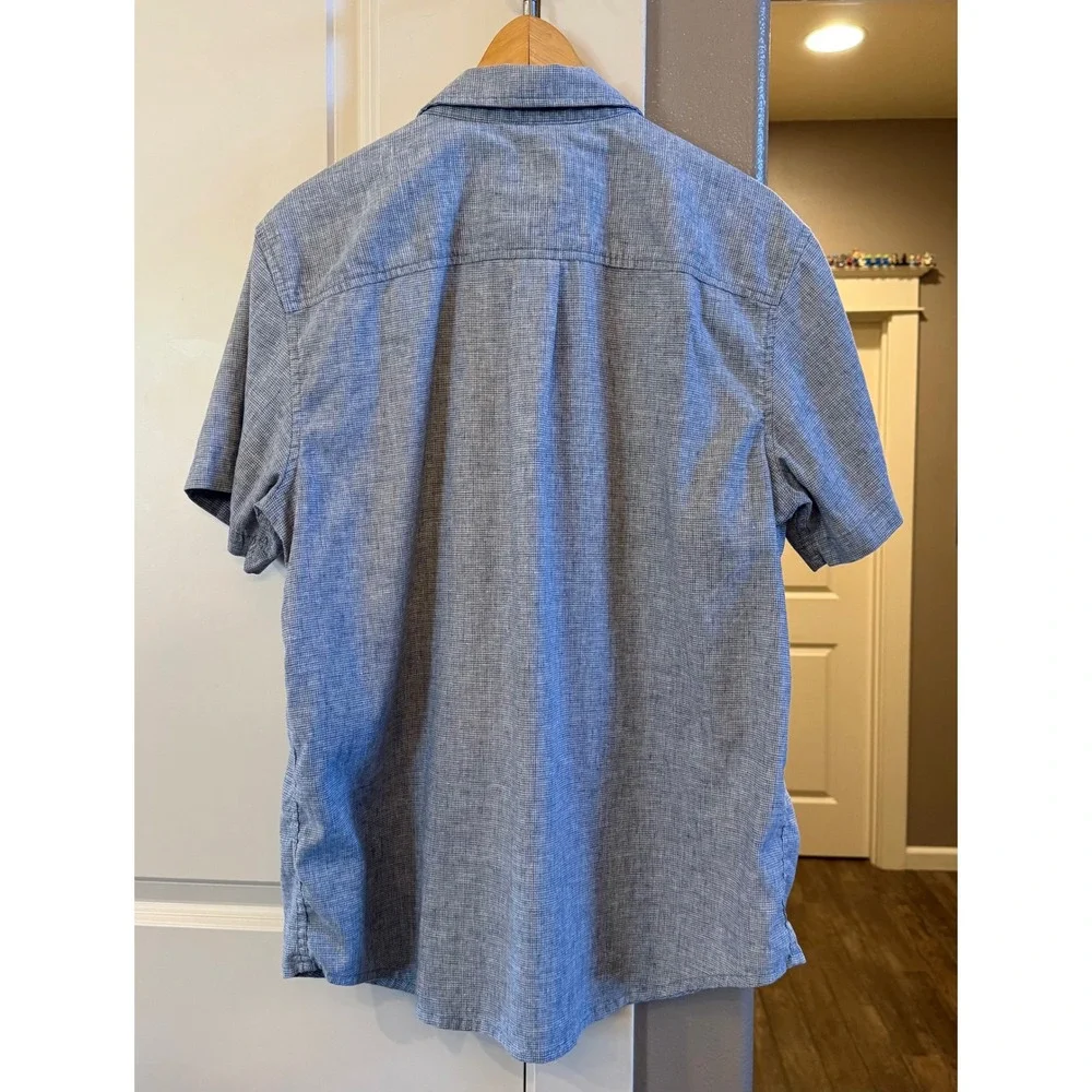 PrAna Men's Short Sleeve L Gray/Blue Textured Button Down Casual Shirt Gorpcore